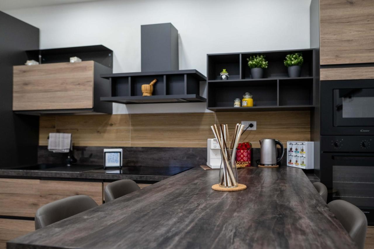 L Arche Comfort & Relax Brown Home Di Via Varesina Milano Ngoại thất bức ảnh